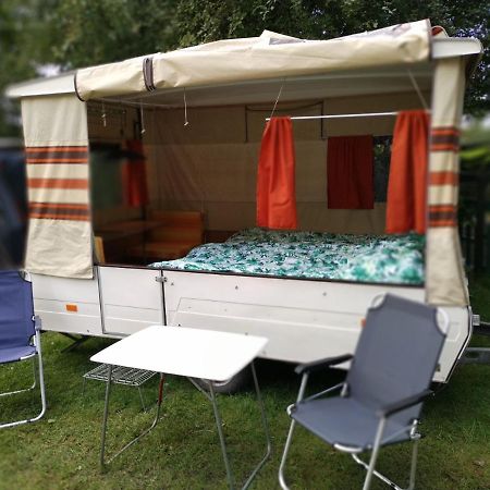 Retro Vouwwagen Hotell Tynaarlo Exteriör bild