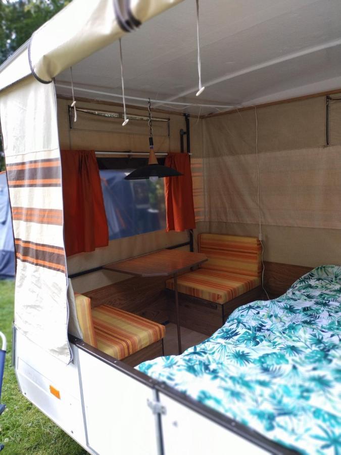 Retro Vouwwagen Hotell Tynaarlo Exteriör bild
